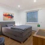 S-rooms Zimmervermietung 1,2 דירה *