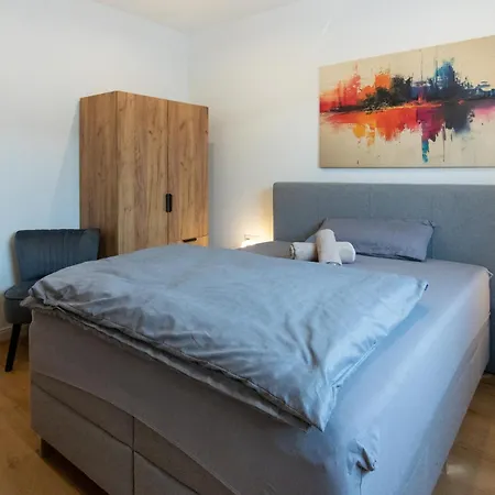 Διαμέρισμα S-rooms Zimmervermietung 1,2 *