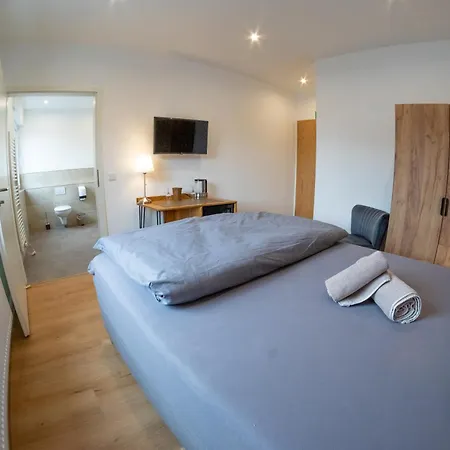 S-rooms Zimmervermietung 1,2 Lejlighed Sundern