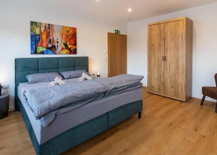 S-rooms Zimmervermietung 1,2 Lejlighed